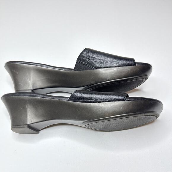 Talbots Open-Toe Wedge 2" Heels Size 8AA Black‎ Textured Leather Slip-on Sandal - Picture 6 of 8